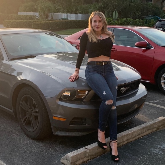 Meet your Posher, Anna - Picture 3 of 13